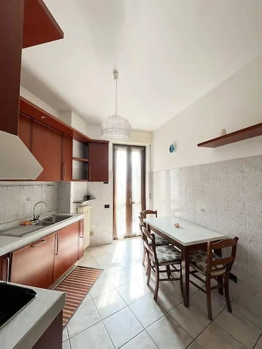 Airport+Train Station+Center Cozy City Loft Apartment Bergamo Italy
